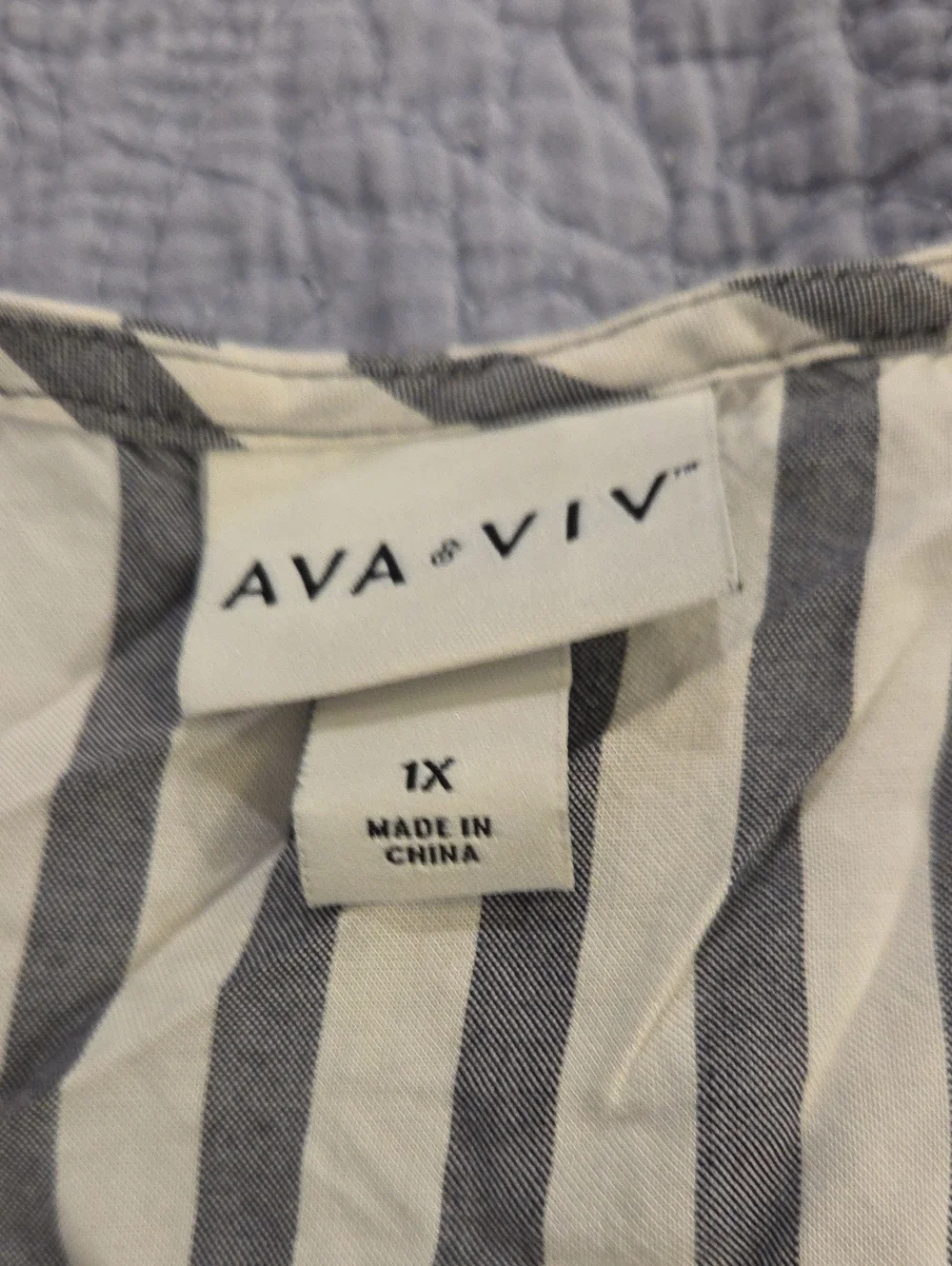 Ava & Viv White and Gray Striped Sleeveless Wrap Dress Size 1X!
